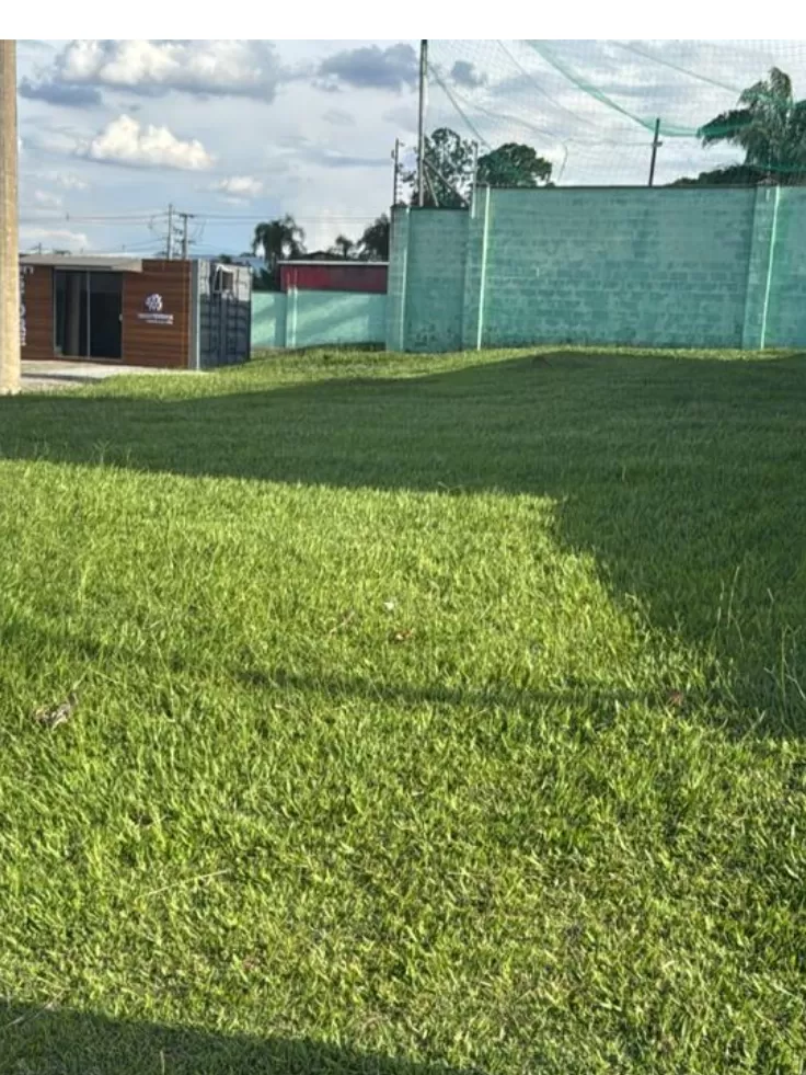 Terreno de Esquina à Venda ao lado da portaria, 250m² no Condomínio Campos do Conde em Sorocaba/SP