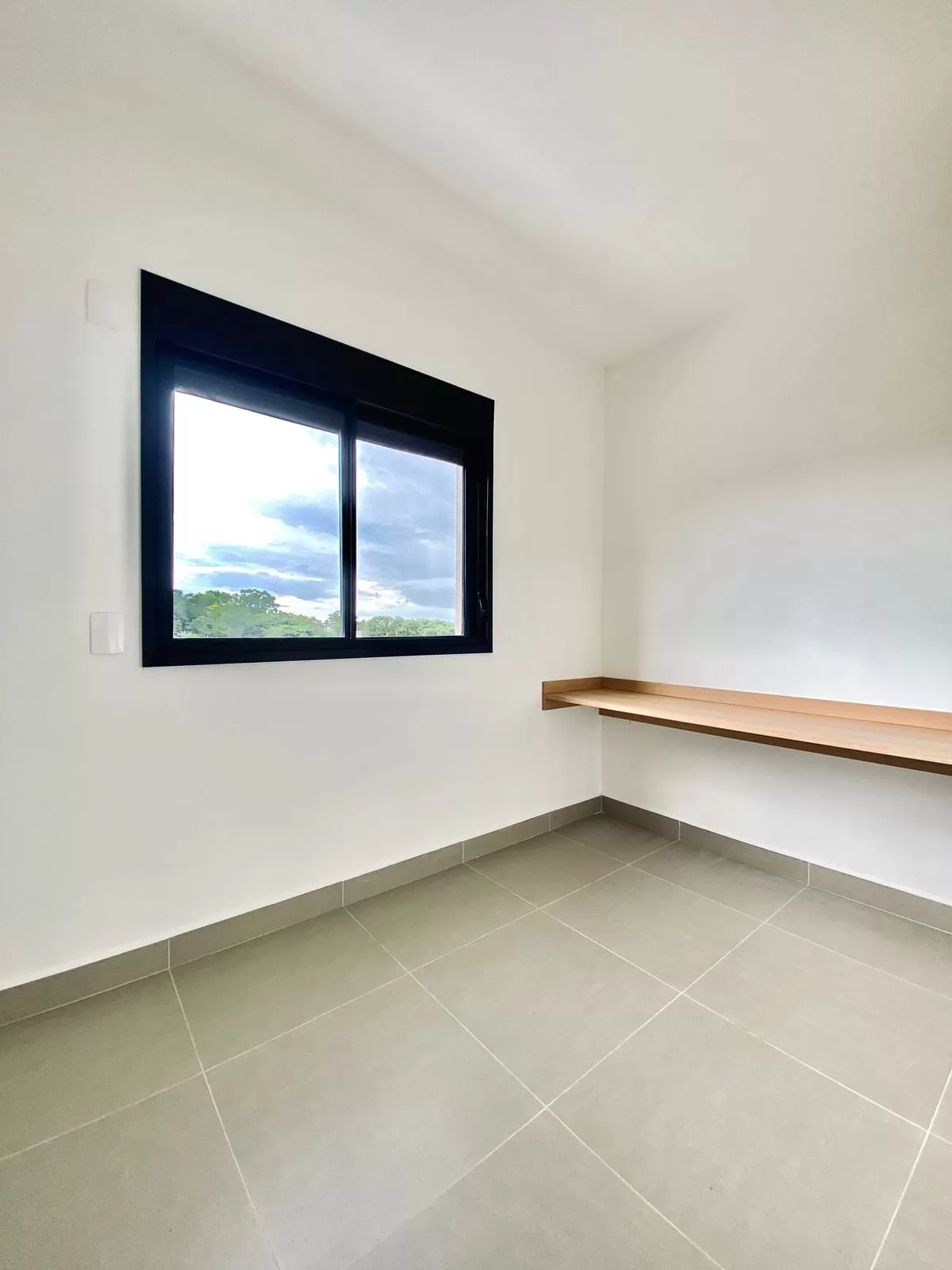 Apartamento à Venda com 2 dormitórios sendo 1 suíte e móveis planejados, 67m² no Condomínio Atmo Bild em Votorantim/SP