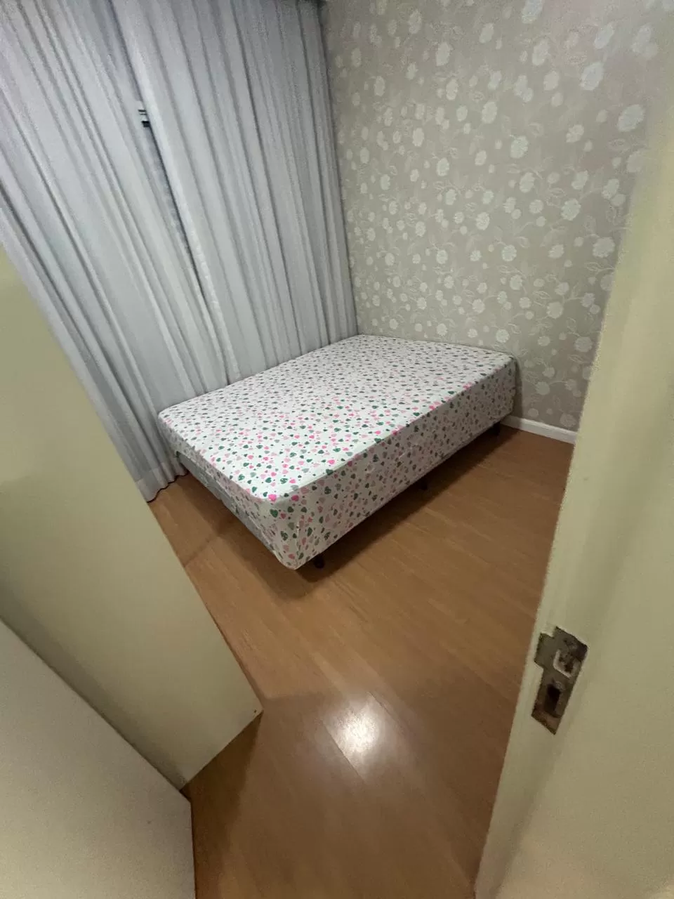 Apartamento à Venda com 2 dormitórios e cozinha funcional, 52m² no Condomínio Residencial Villa Sunset em Sorocaba/SP