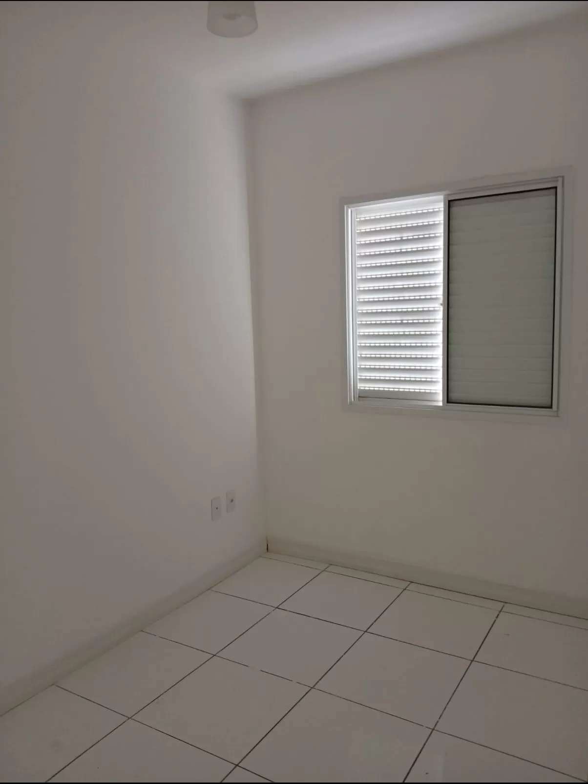 Apartamento à Venda com 3 dormitórios e vista privilegiada, 52m² no Condomínio Residencial Villa Sunset em Sorocaba/SP
