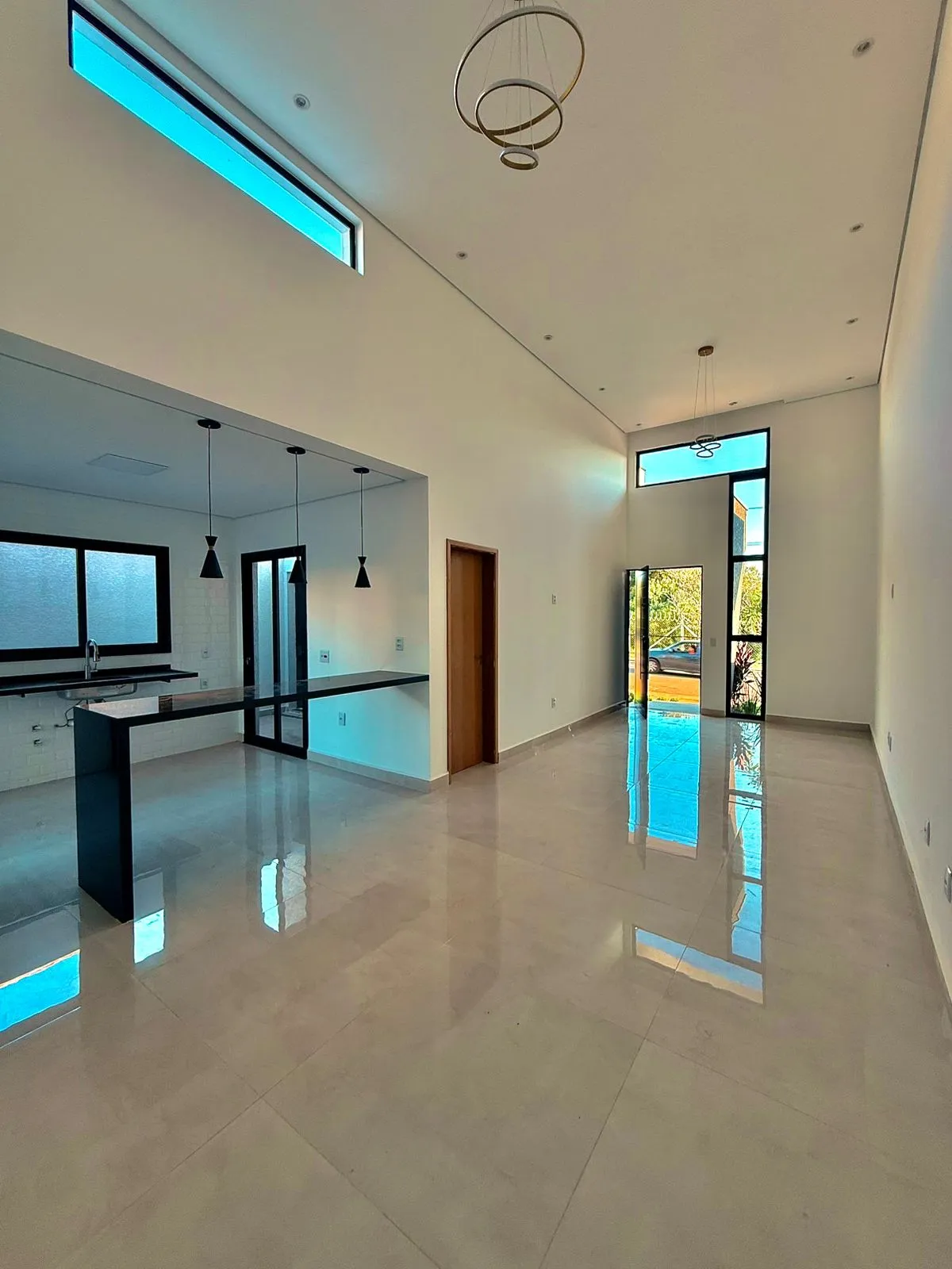 Casa Térrea à Venda com 3 suítes e área gourmet com piscina, 143m² no Condomínio Reserva Ipanema em Sorocaba/SP
