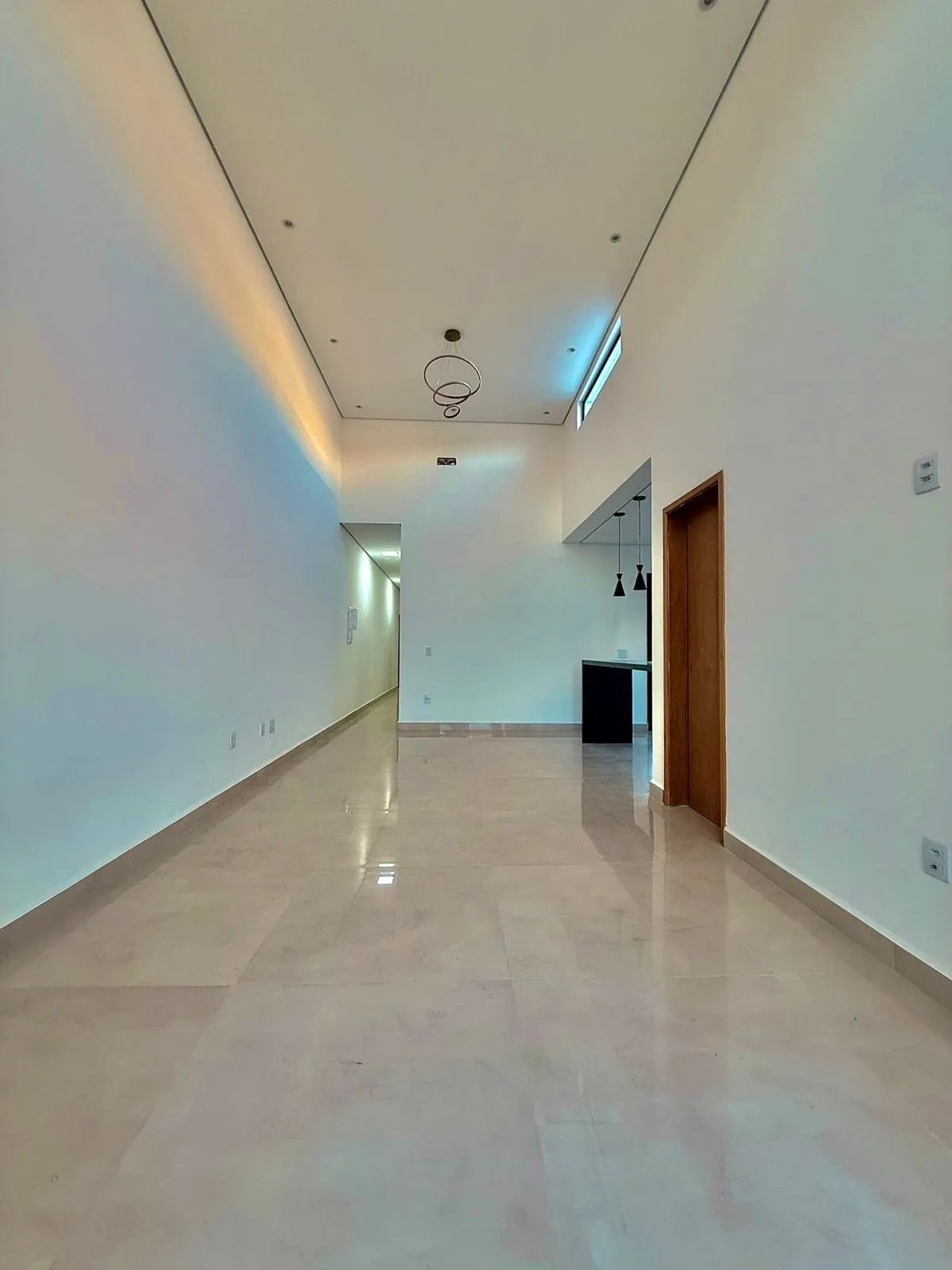 Casa Térrea à Venda com 3 suítes e área gourmet com piscina, 143m² no Condomínio Reserva Ipanema em Sorocaba/SP