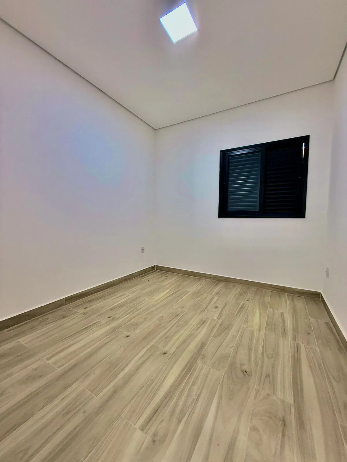 Casa Térrea à Venda com 3 suítes e área gourmet com piscina, 143m² no Condomínio Reserva Ipanema em Sorocaba/SP