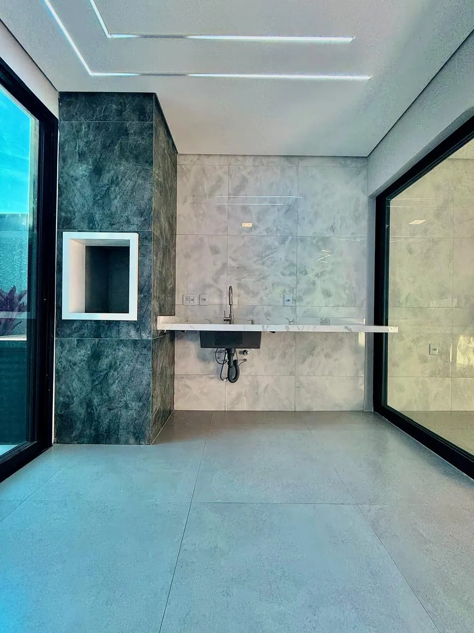 Casa Térrea à Venda com 3 dormitórios sendo 1 suíte e área gourmet com piscina, 136m² no Condomínio Reserva Ipanema em Sorocaba/SP