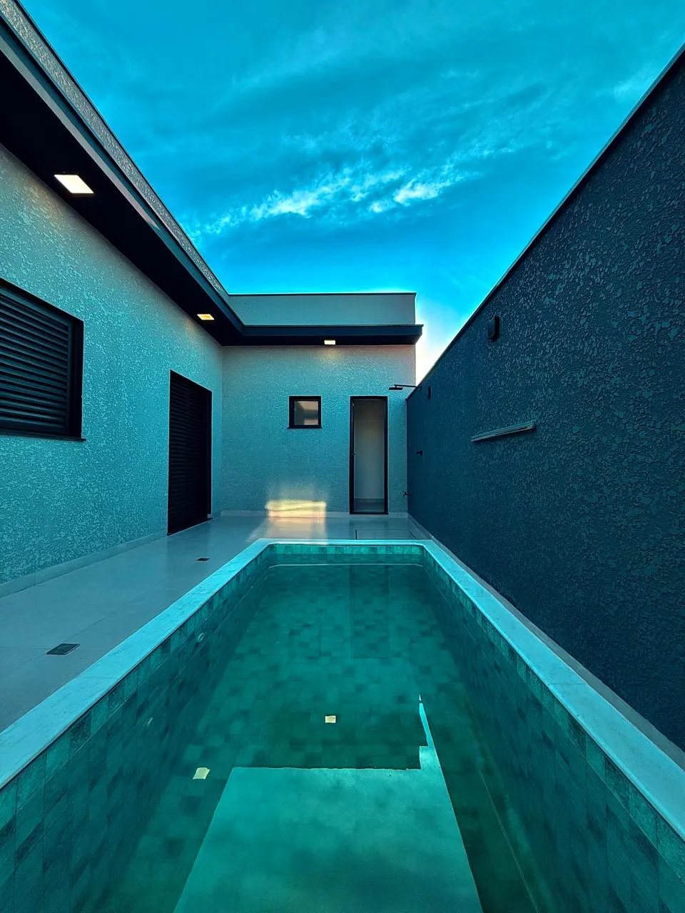 Casa Térrea à Venda com 3 dormitórios sendo 1 suíte e área gourmet com piscina, 136m² no Condomínio Reserva Ipanema em Sorocaba/SP