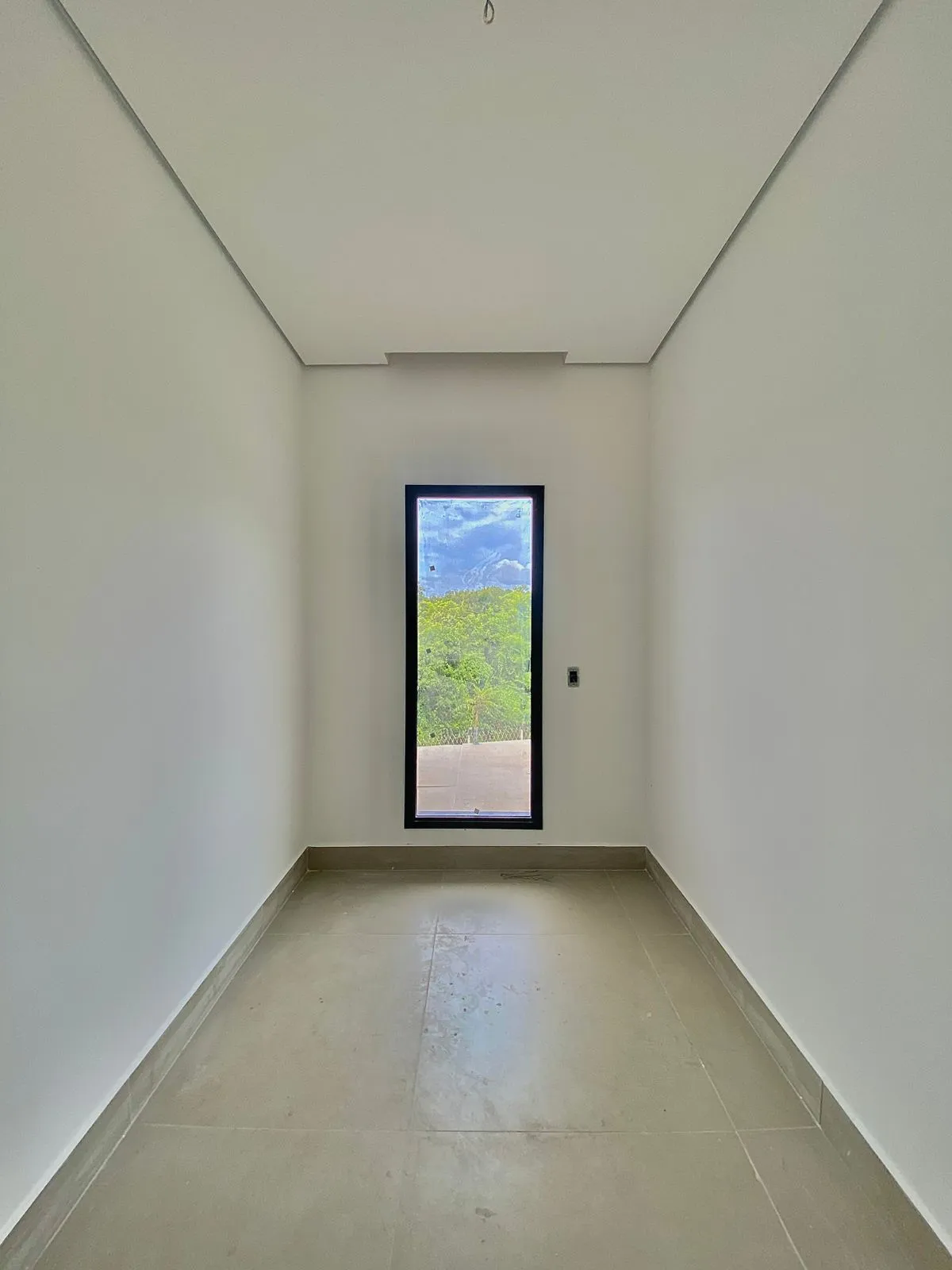 Casa de Alto Padrão à Venda com 3 suítes sendo 1 master e piscina com vista para área preservada, 256m² no Condomínio Renaissance em Sorocaba/SP