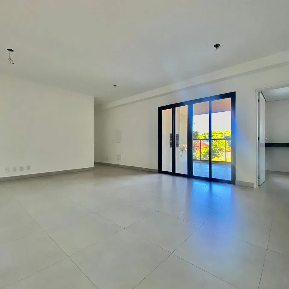 Apartamento à Venda com 3 dormitórios sendo 1 suíte e varanda gourmet, 116m² no Condomínio Residencial Olga Botanique em Sorocaba/SP