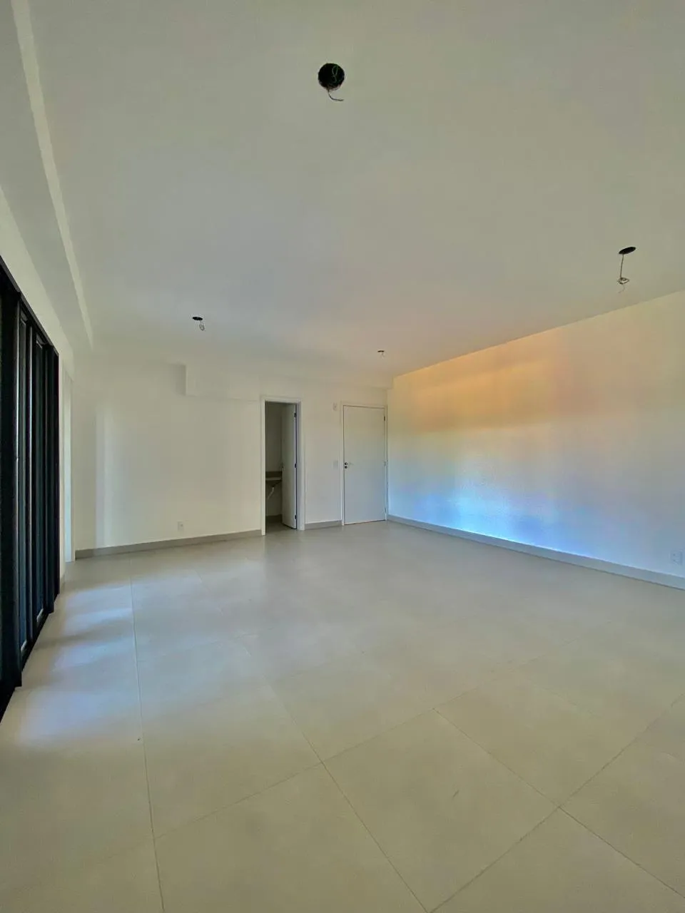 Apartamento à Venda com 3 dormitórios sendo 1 suíte e varanda gourmet, 116m² no Condomínio Residencial Olga Botanique em Sorocaba/SP