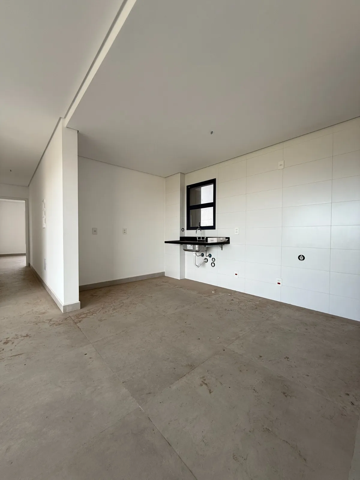 Apartamento à Venda com 3 suítes sendo 1 master, escritório e ampla vista livre, 128m² no Condomínio Alameda JK em Votorantim/SP