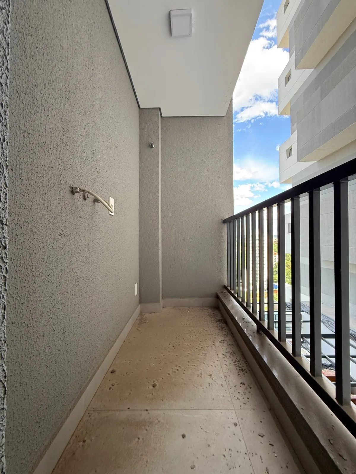 Apartamento à Venda com 3 suítes sendo 1 master, escritório e ampla vista livre, 128m² no Condomínio Alameda JK em Votorantim/SP