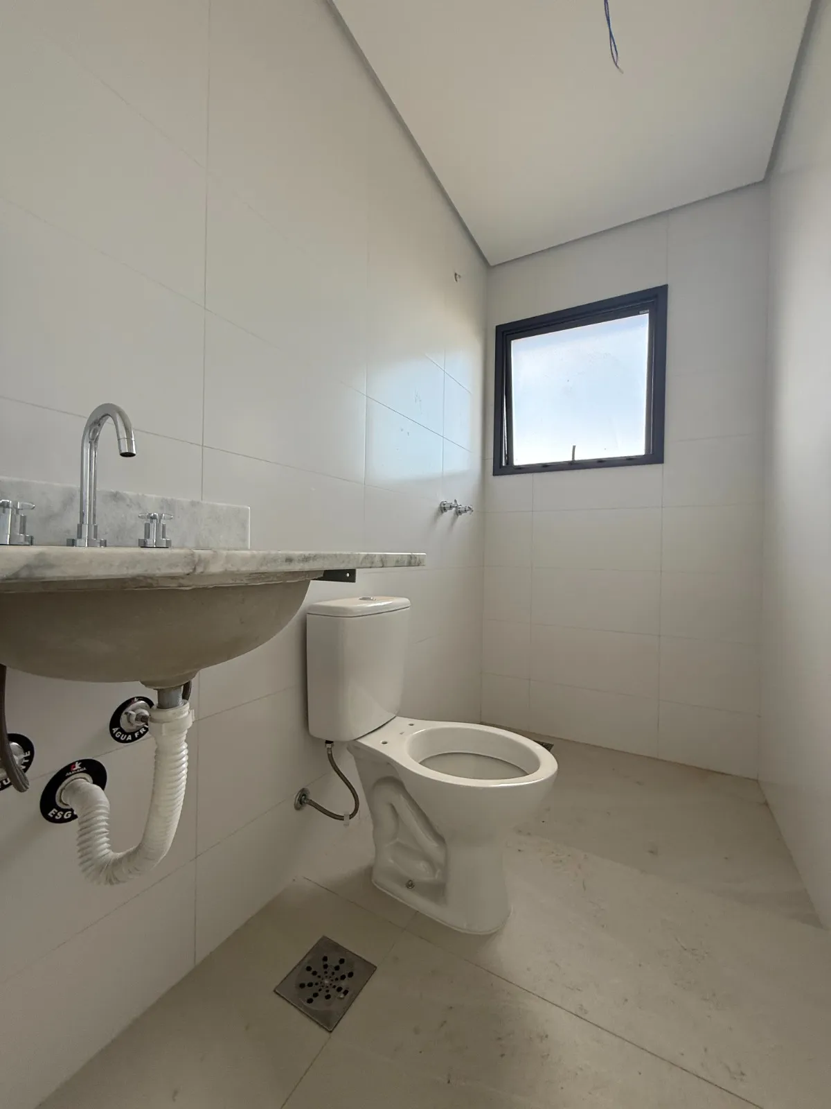 Apartamento à Venda com 3 suítes sendo 1 master, escritório e ampla vista livre, 128m² no Condomínio Alameda JK em Votorantim/SP