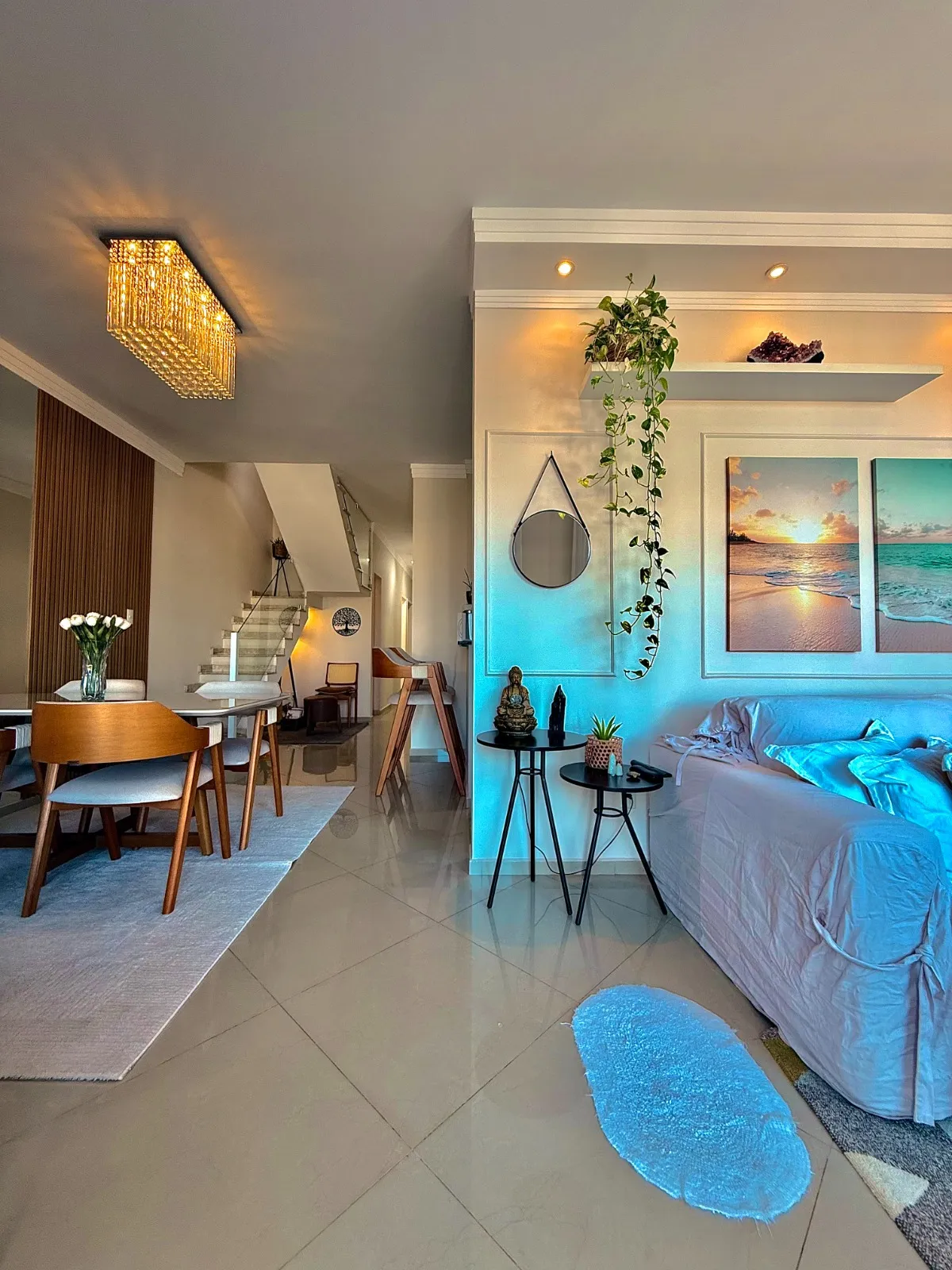 Sobrado à Venda Mobiliado com 3 dormitórios sendo 1 suíte master e área gourmet, 130m² em um terreno de 175m² no Condomínio Golden Park Residence 2 em Sorocaba/SP