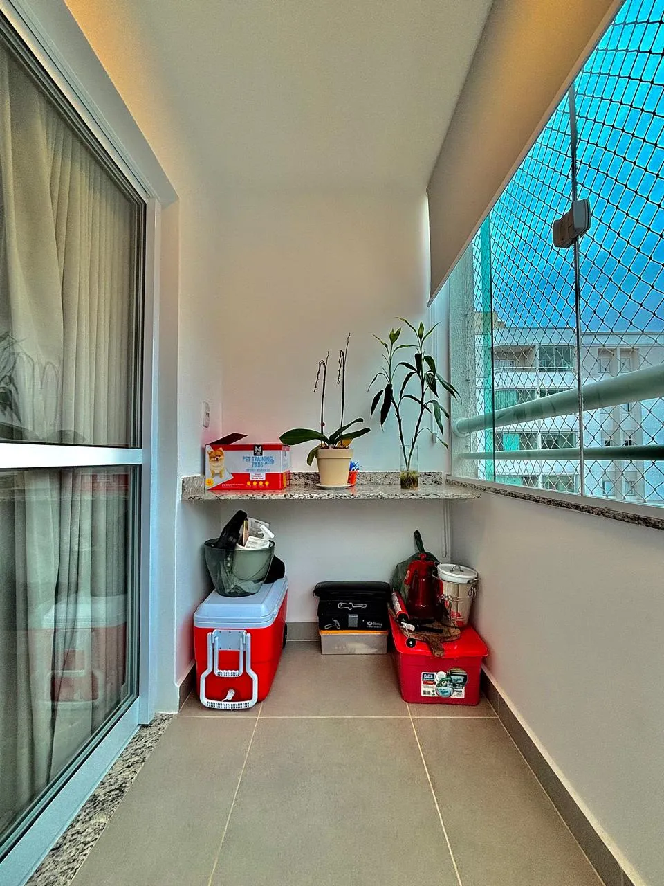 Apartamento à Venda com 3 dormitórios sendo 1 suíte, área social integrada e ótima localização, 80m² no Condomínio Nature Residencial Clube