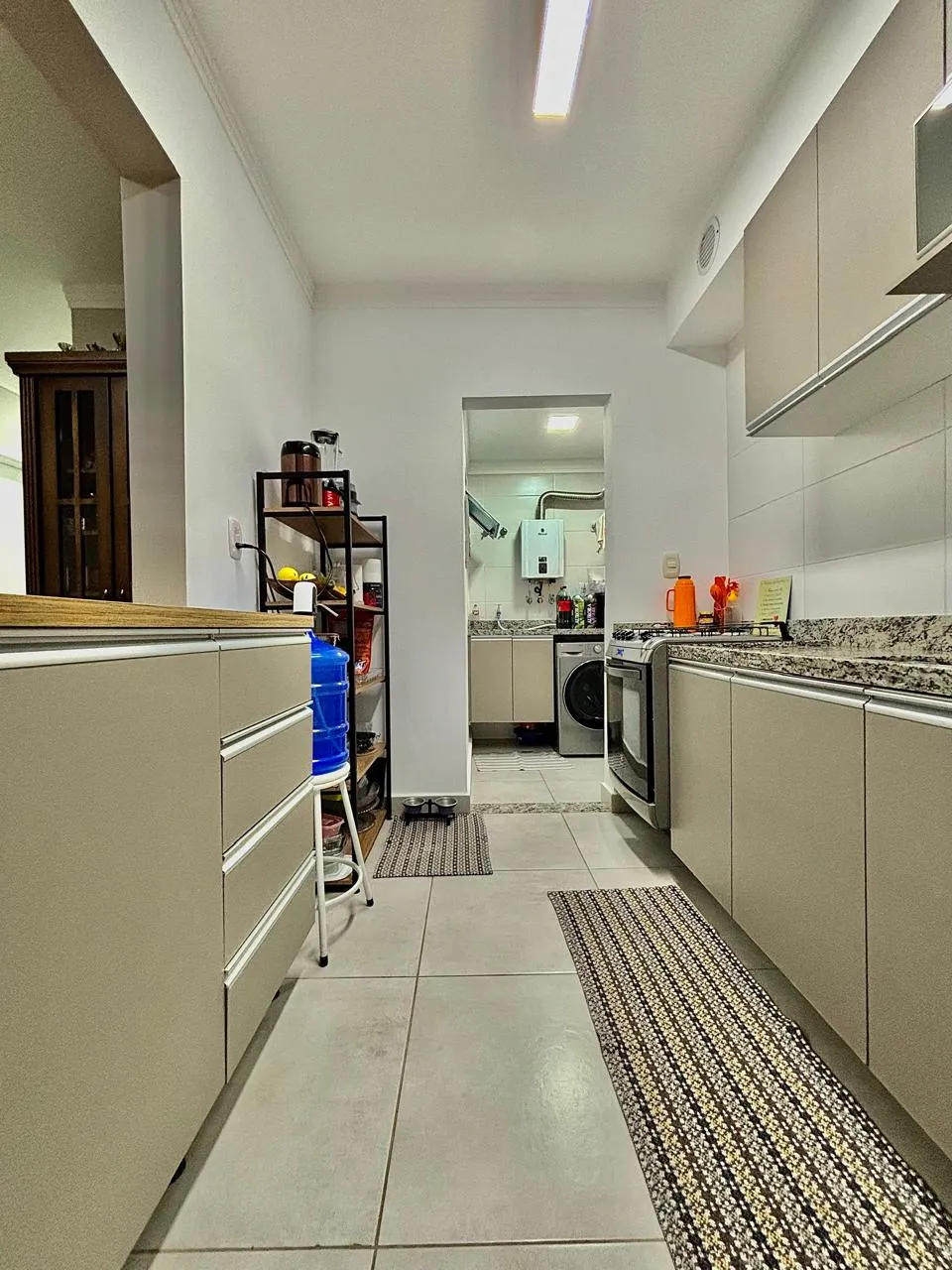 Apartamento à Venda com 3 dormitórios sendo 1 suíte, área social integrada e ótima localização, 80m² no Condomínio Nature Residencial Clube