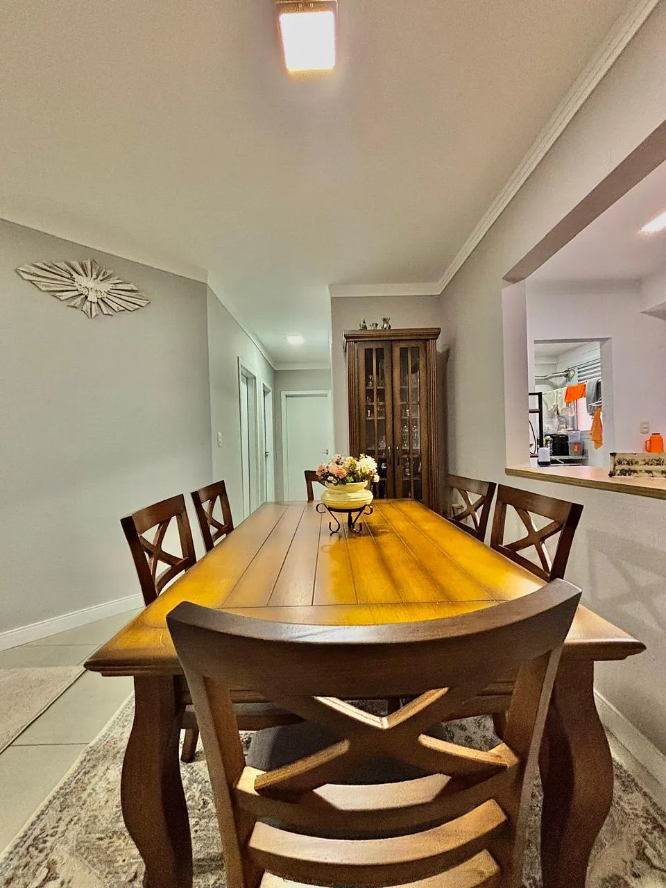 Apartamento à Venda com 3 dormitórios sendo 1 suíte, área social integrada e ótima localização, 80m² no Condomínio Nature Residencial Clube