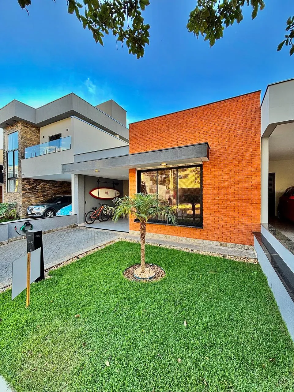 Casa Térrea Mobiliada à Venda com 3 amplos dormitórios sendo 1 suíte e área gourmet com churrasqueira, 137m² em um terreno de 200m² no Condomínio Reserva Ipanema em Sorocaba/SP