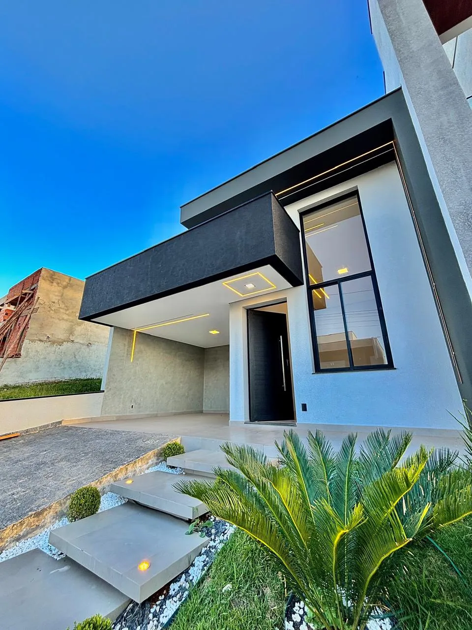 Casa Térrea à Venda com 3 dormitórios sendo 1 suíte e área gourmet com churrasqueira, 140m² em um terreno de 200m² no Condomínio Reserva Ipanema em Sorocaba/SP