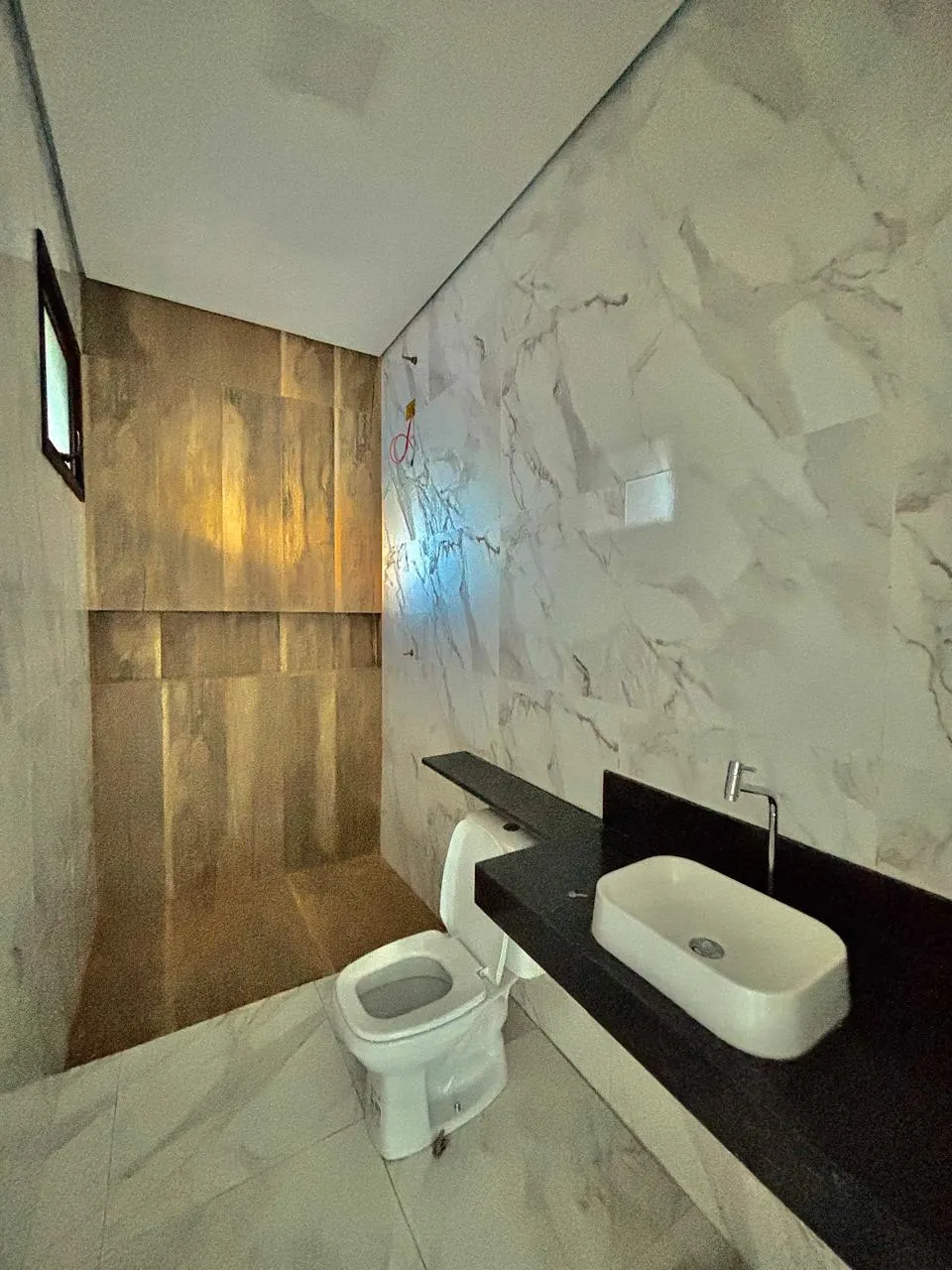 Casa Térrea à Venda com 3 dormitórios sendo 1 suíte master e ampla área gourmet com piscina no Condomínio Residencial Jardim em Sorocaba/SP