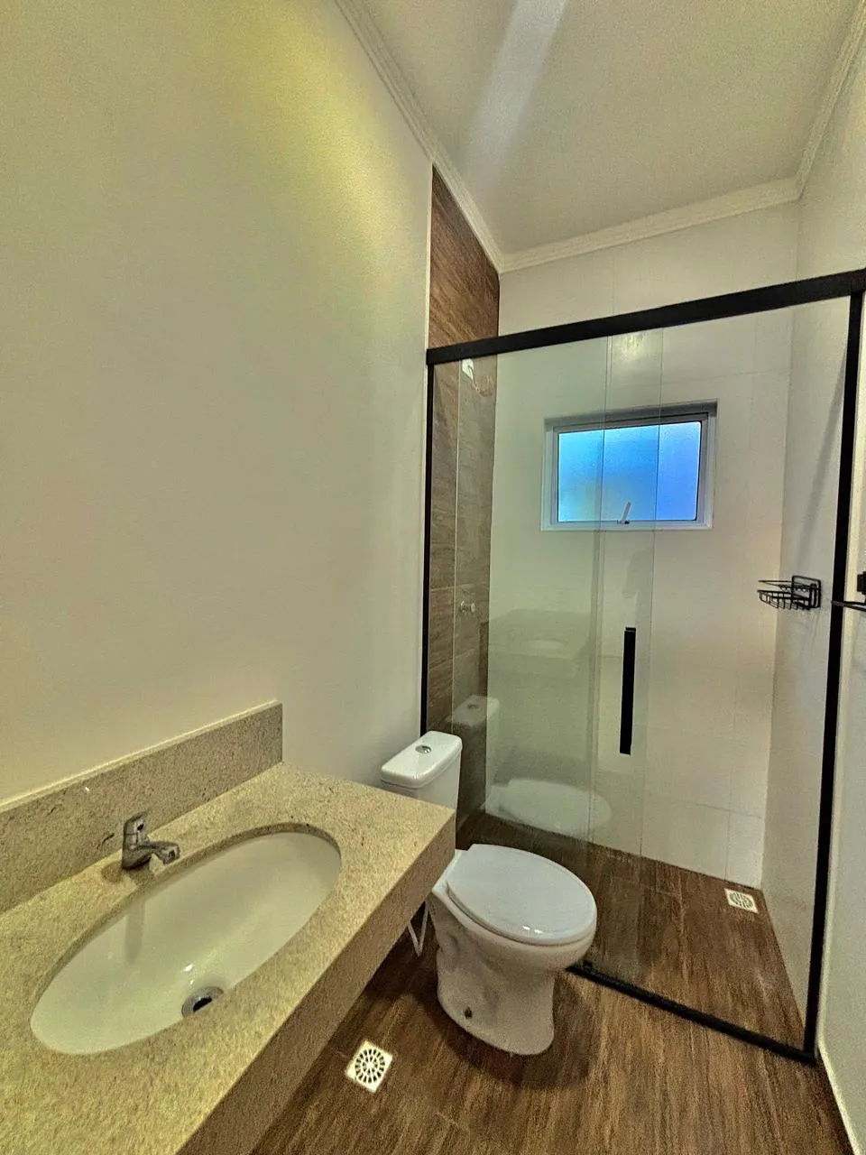 Casa Térrea à Venda com 3 dormitórios sendo 1 suíte e ampla área gourmet com churrasqueira, 100m² em um terreno de 152m² no Condomínio Horto Florestal Villagio em Sorocaba/SP