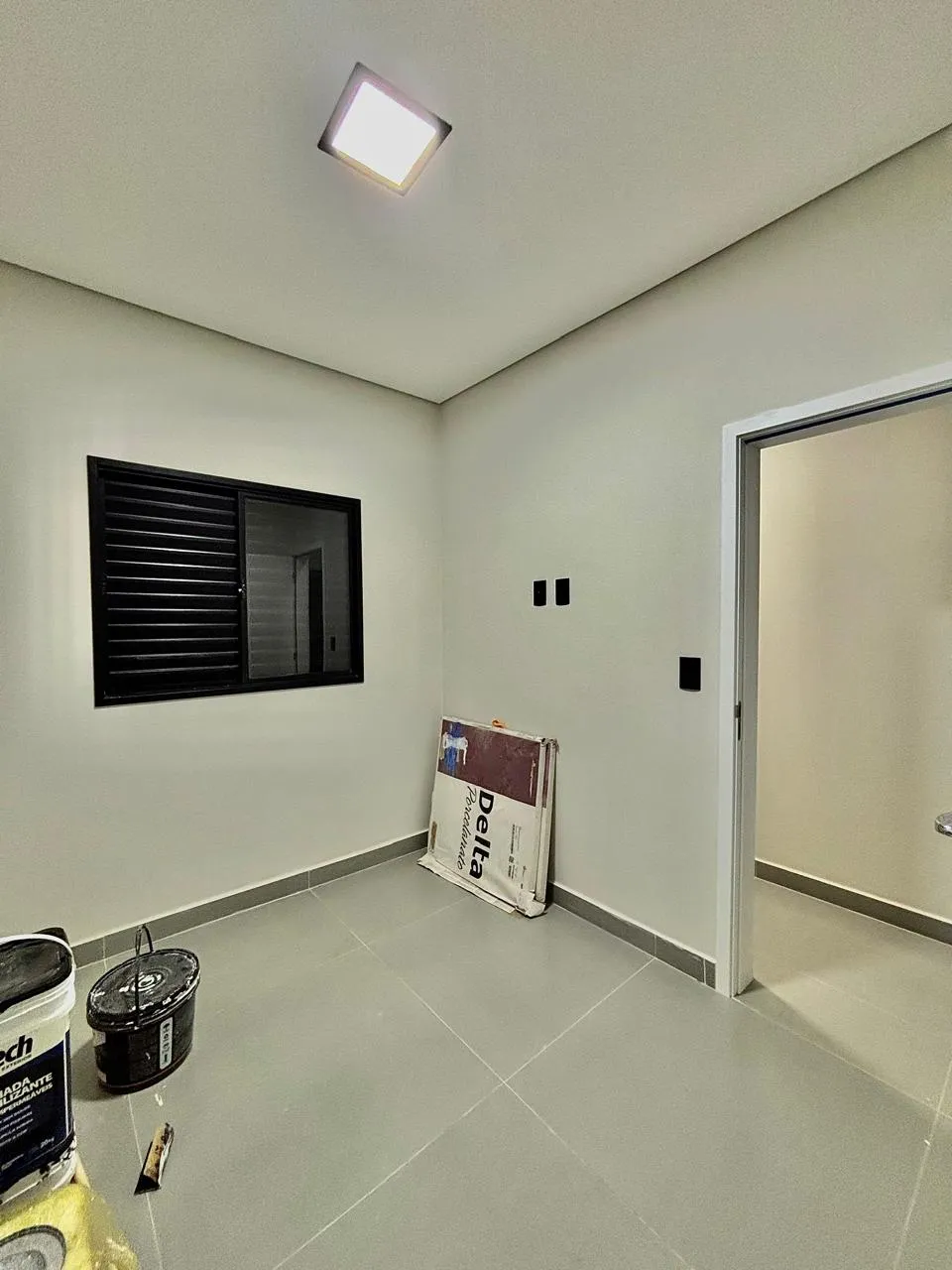 Casa Térrea à Venda com 3 dormitórios sendo 1 suíte e ampla área gourmet com churrasqueira, 120m² em um terreno de 154m² no Condomínio Horto Florestal Villagio em Sorocaba/SP