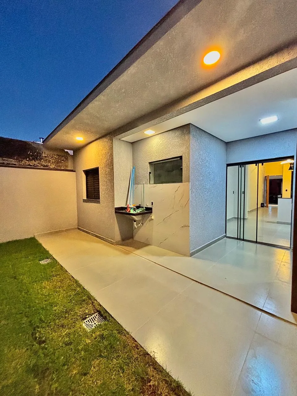 Casa Térrea à Venda com 3 dormitórios sendo 1 suíte e ampla área gourmet com churrasqueira, 120m² em um terreno de 154m² no Condomínio Horto Florestal Villagio em Sorocaba/SP
