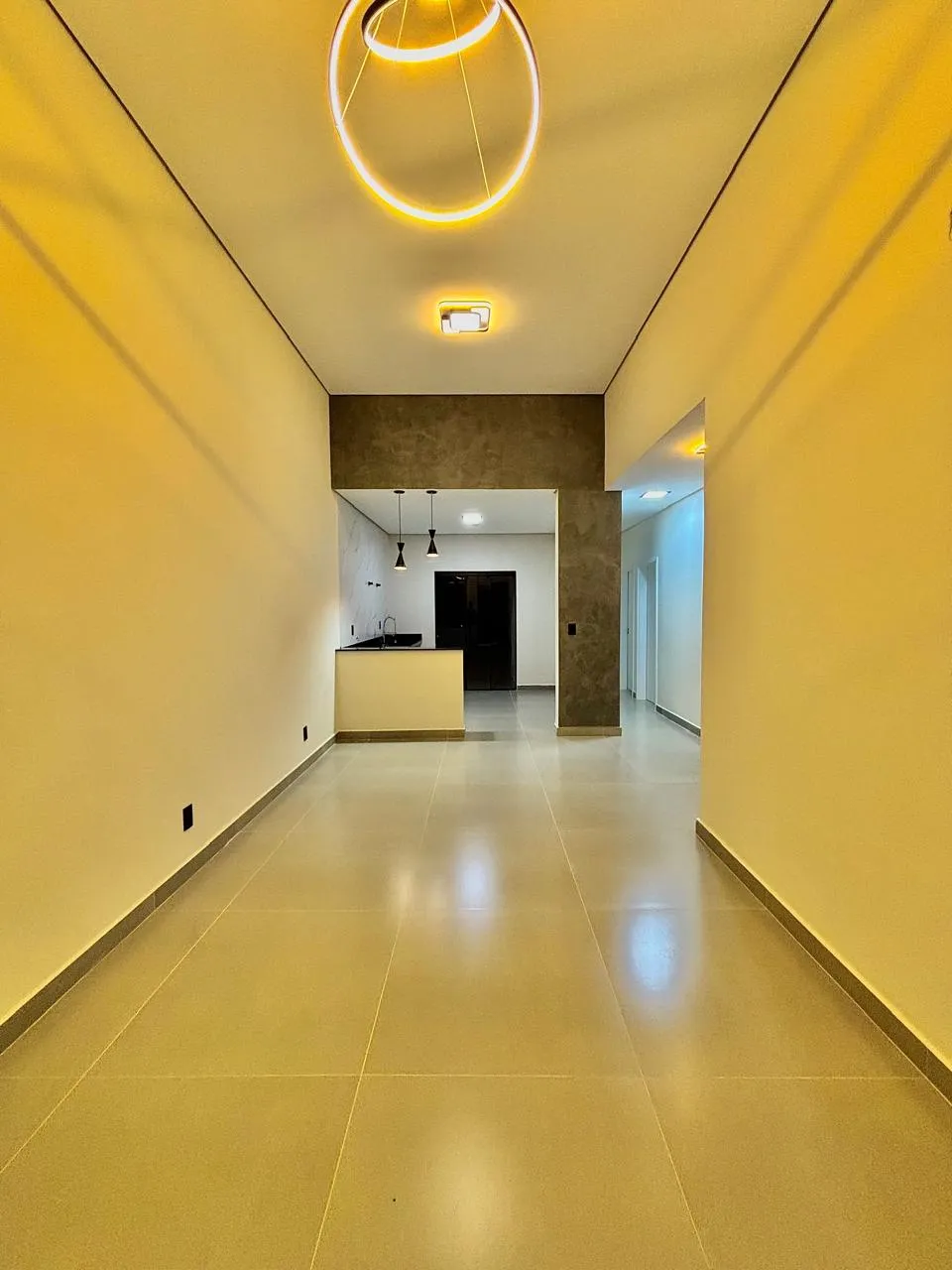 Casa Térrea à Venda com 3 dormitórios sendo 1 suíte e ampla área gourmet com churrasqueira, 120m² em um terreno de 154m² no Condomínio Horto Florestal Villagio em Sorocaba/SP
