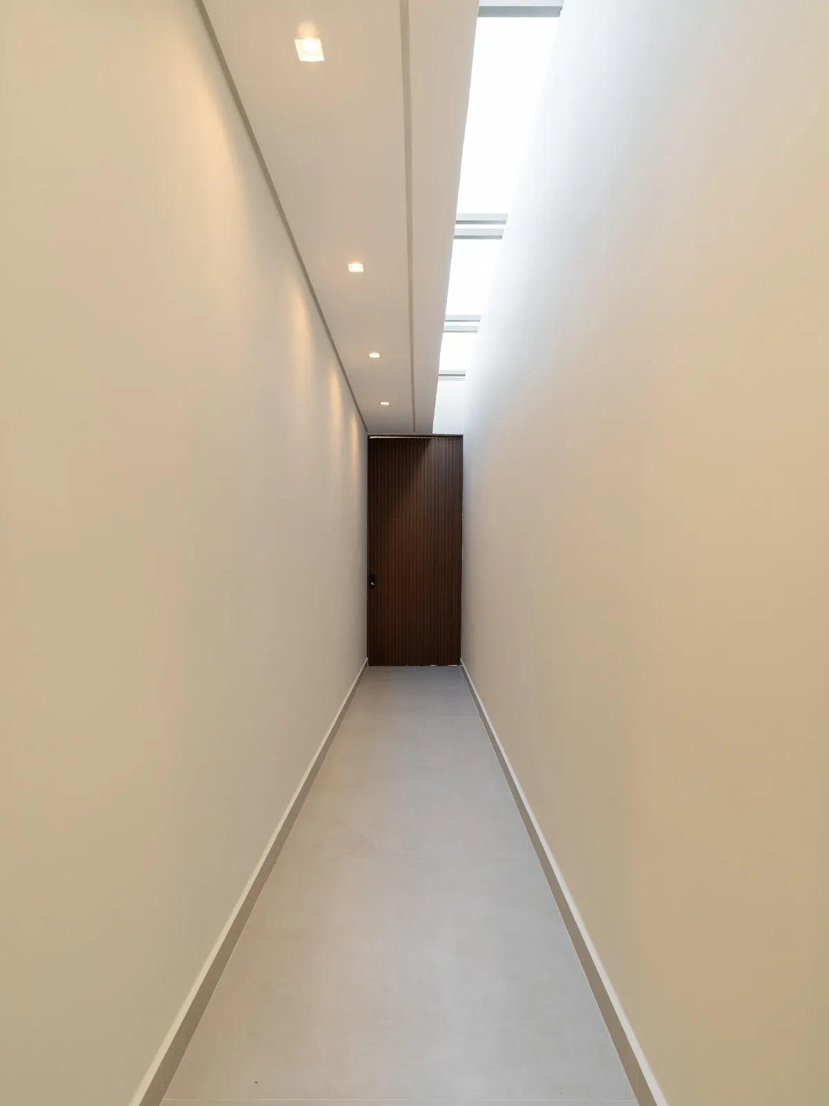 Casa à Venda com 3 suítes sendo 1 master e área gourmet com piscina, 205m² em um terreno de 312m² no Condomínio Belvedere 1 em Votorantim/SP