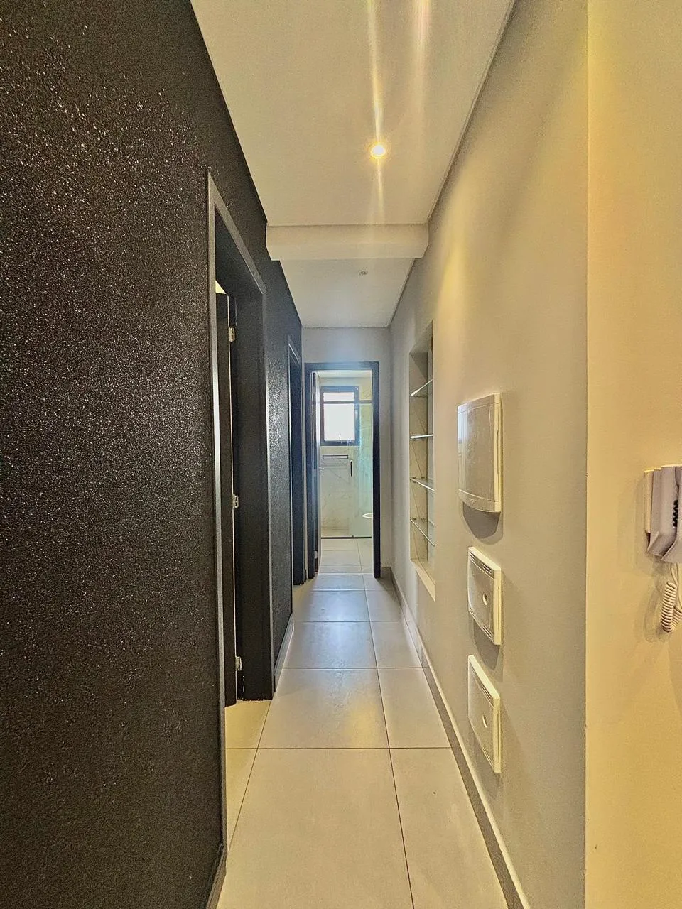 Apartamento Mobiliado à Venda com 2 dormitórios sendo 1 suíte e varanda gourmet, 77m² no Condomínio JK Boa Vista em Sorocaba/SP