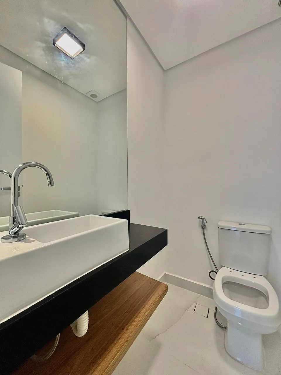 Apartamento à Venda com 3 suítes, modulados e ampla área gourmet com churrasqueira e vista incrível, 104m² no Condomínio Best View Campolim em Sorocaba/SP