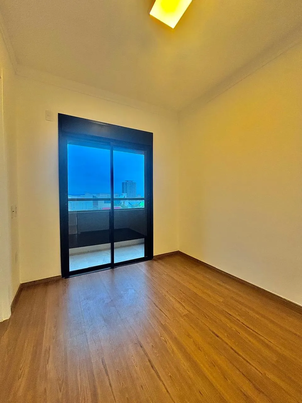 Apartamento à Venda com 3 suítes, modulados e ampla área gourmet com churrasqueira e vista incrível, 104m² no Condomínio Best View Campolim em Sorocaba/SP
