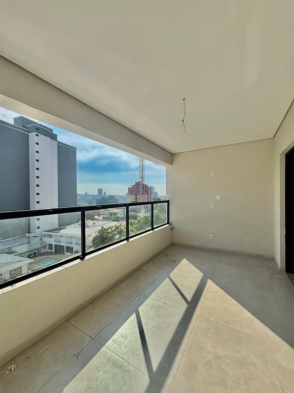 Apartamento à Venda com 3 suítes sendo 1 master com closet e varanda gourmet, 108m² no Condomínio Alpha Versailles em Sorocaba/SP