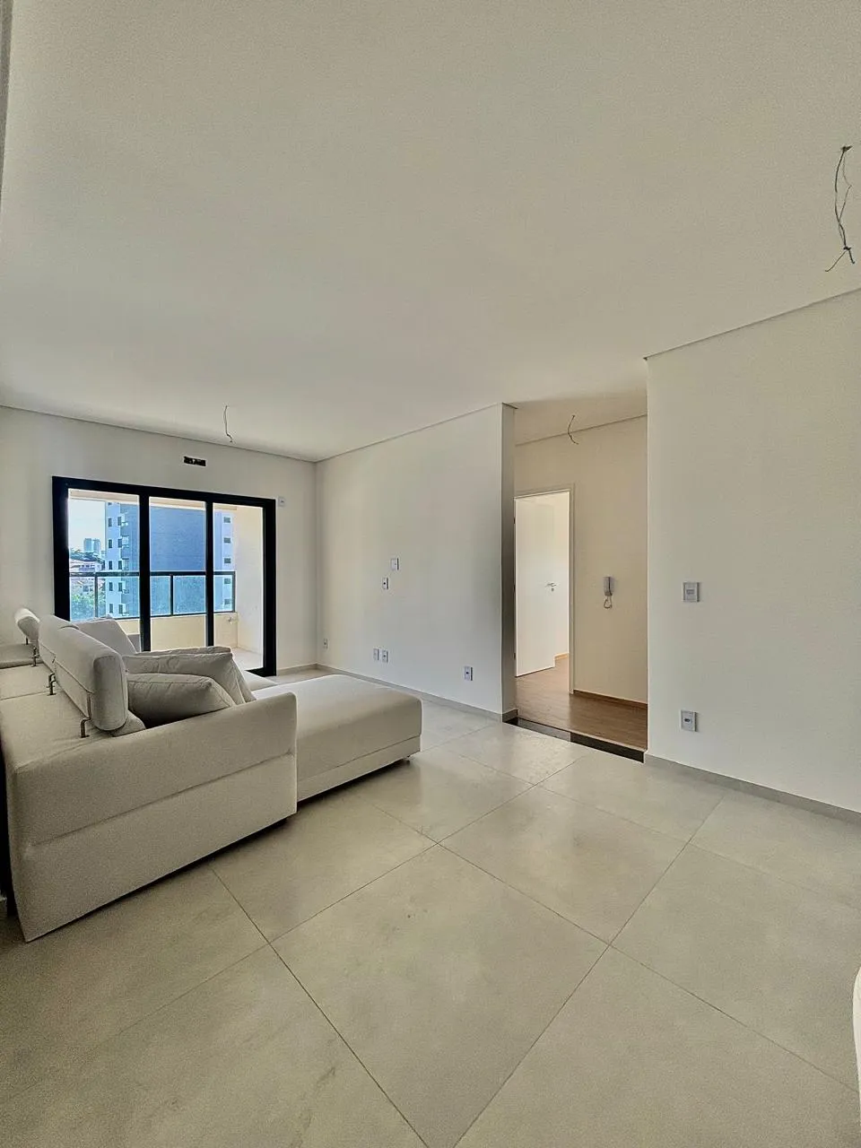 Apartamento à Venda com 3 suítes sendo 1 master com closet e varanda gourmet, 108m² no Condomínio Alpha Versailles em Sorocaba/SP