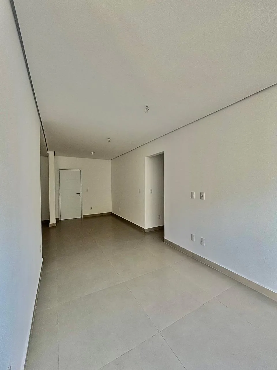Apartamento à Venda com 3 dormitórios sendo 1 suíte, garden e vaga de garagem exclusiva, 90m² no Condomínio Divino Personnalité em Sorocaba/SP