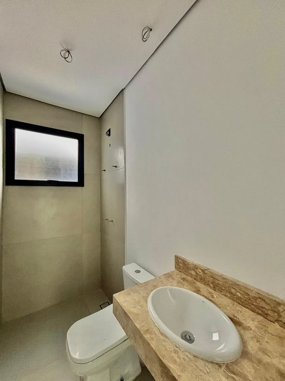 Apartamento à Venda com 3 dormitórios sendo 1 suíte, garden e vaga de garagem exclusiva, 90m² no Condomínio Divino Personnalité em Sorocaba/SP