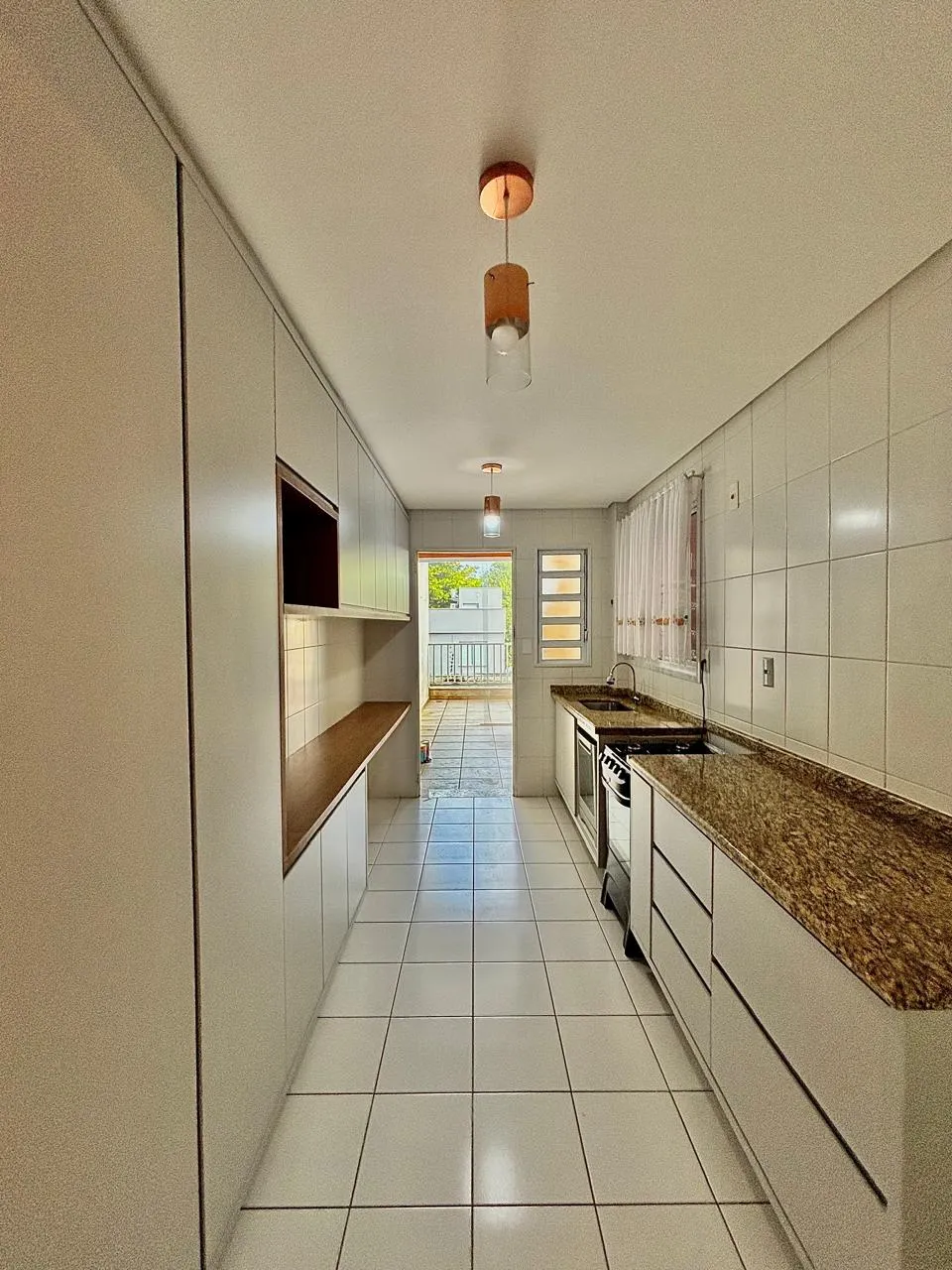 Apartamento Garden à Venda com 3 dormitórios sendo 1 suíte e ampla cozinha modulada, 109m² no Condomínio Edifício Garden Hill em Sorocaba/SP