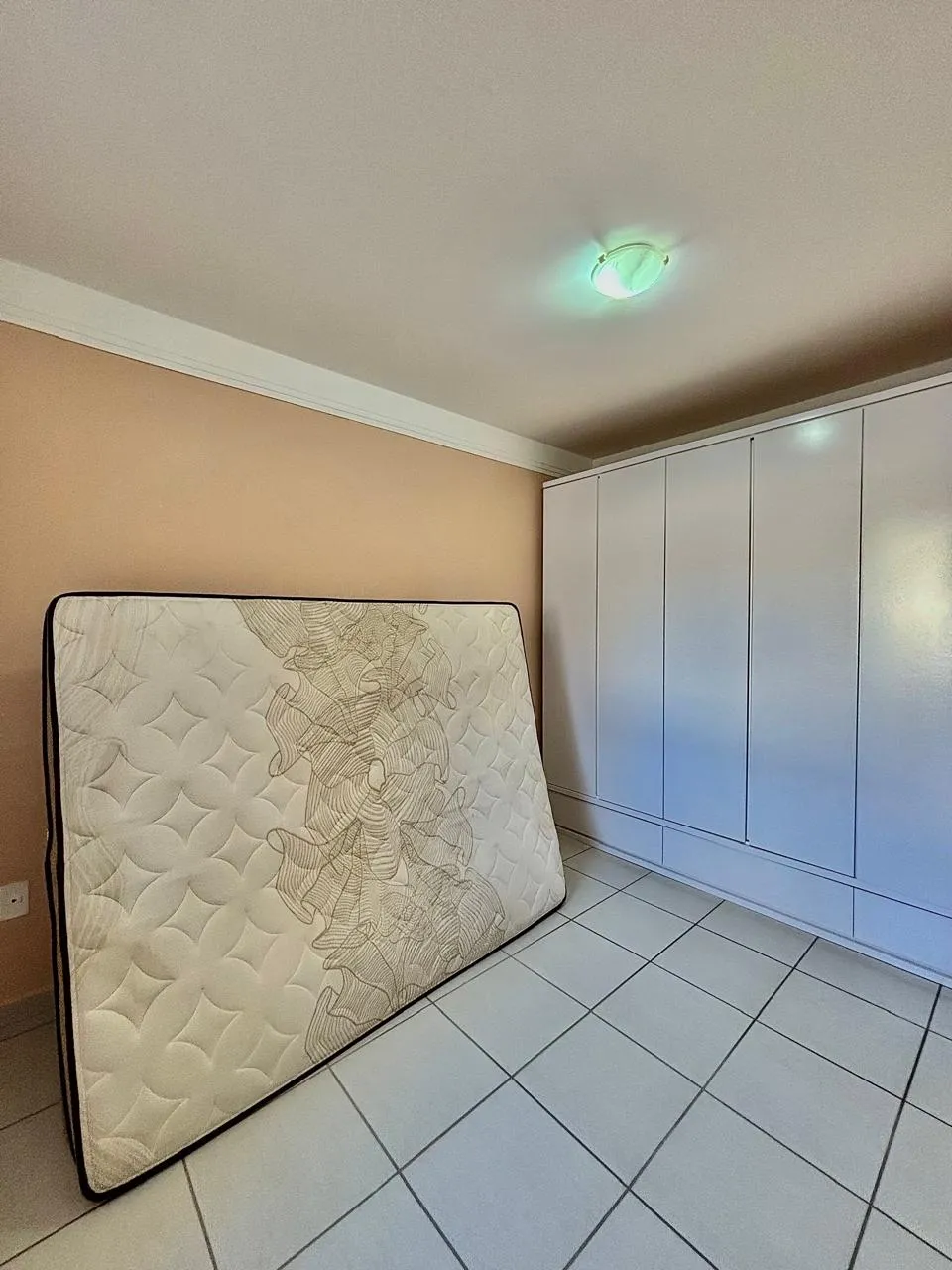 Apartamento Garden à Venda com 3 dormitórios sendo 1 suíte e ampla cozinha modulada, 109m² no Condomínio Edifício Garden Hill em Sorocaba/SP