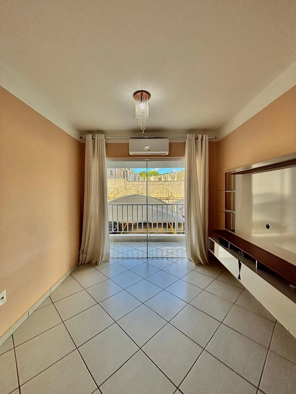 Apartamento Garden à Venda com 3 dormitórios sendo 1 suíte e ampla cozinha modulada, 109m² no Condomínio Edifício Garden Hill em Sorocaba/SP