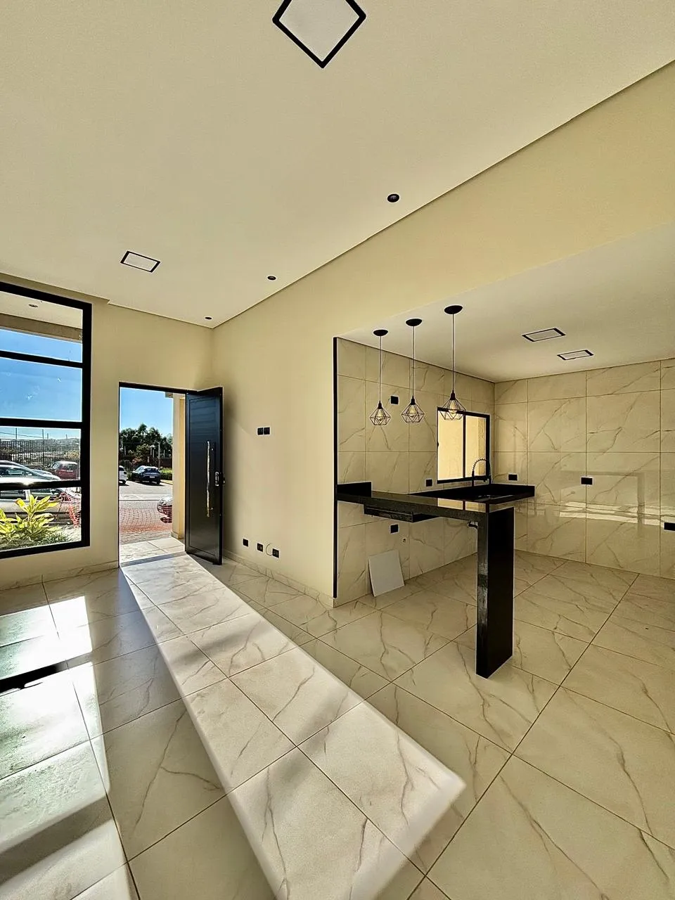 Casa Térrea à Venda com 3 dormitórios sendo 1 suíte e área gourmet com churrasqueira, 140m² em um terreno de 200m² no Condomínio Villagio Wanel em Sorocaba/SP