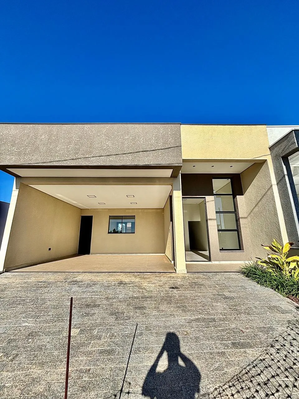 Casa Térrea à Venda com 3 dormitórios sendo 1 suíte e área gourmet com churrasqueira, 140m² em um terreno de 200m² no Condomínio Villagio Wanel em Sorocaba/SP