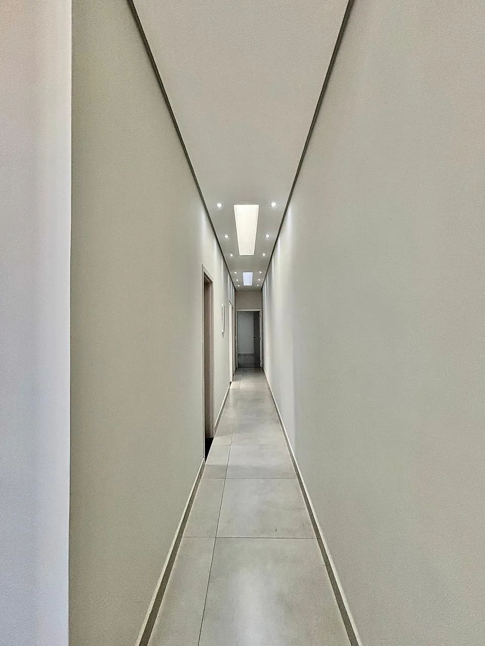 Casa Térrea à Venda com 3 dormitórios sendo 1 suíte e ampla área gourmet com churrasqueira, 143m² em um terreno de 200m² no Condomínio Villagio Wanel em Sorocaba/SP