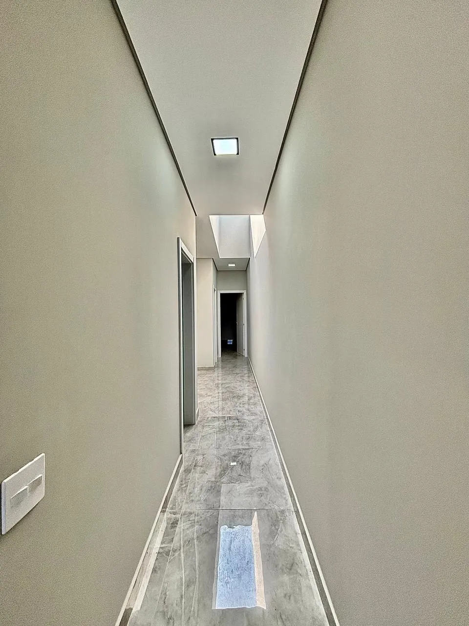 Casa Térrea à Venda com 3 dormitórios sendo 1 suíte e ampla área gourmet com churrasqueira, 135m² em um terreno de 200m² no Condomínio Villagio Wanel em Sorocaba/SP
