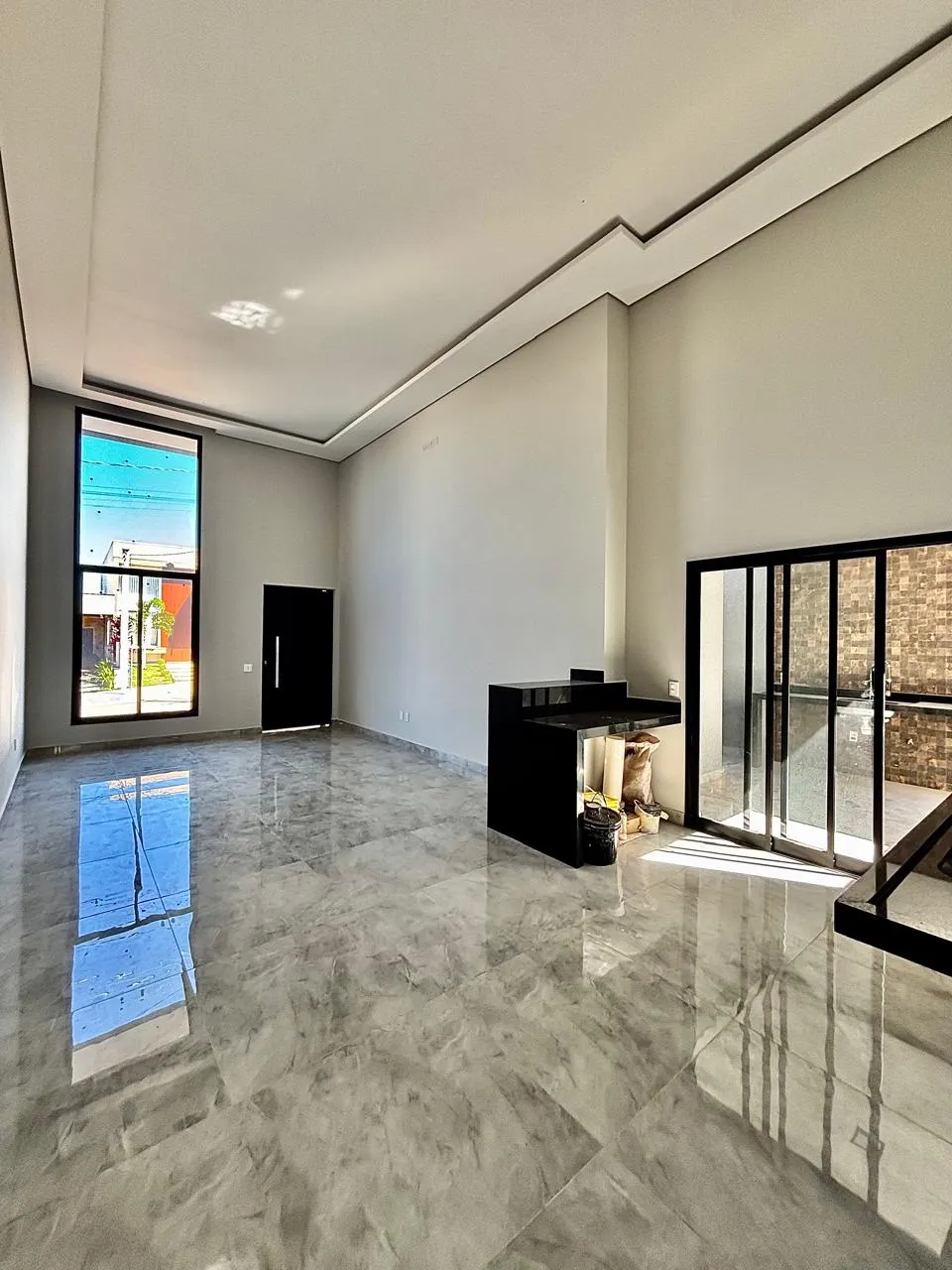 Casa Térrea à Venda com 3 dormitórios sendo 1 suíte e ampla área gourmet com churrasqueira, 135m² em um terreno de 200m² no Condomínio Villagio Wanel em Sorocaba/SP