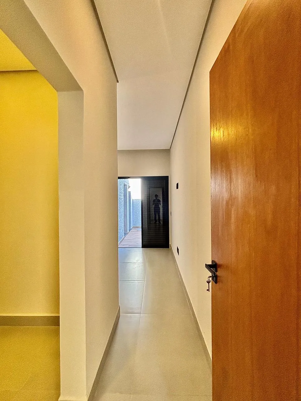 Casa Térrea à Venda com 3 dormitórios sendo 1 suíte e ampla área gourmet com piscina, 125m² em um terreno de 154m² no Condomínio Horto Florestal Villagio em Sorocaba/SP