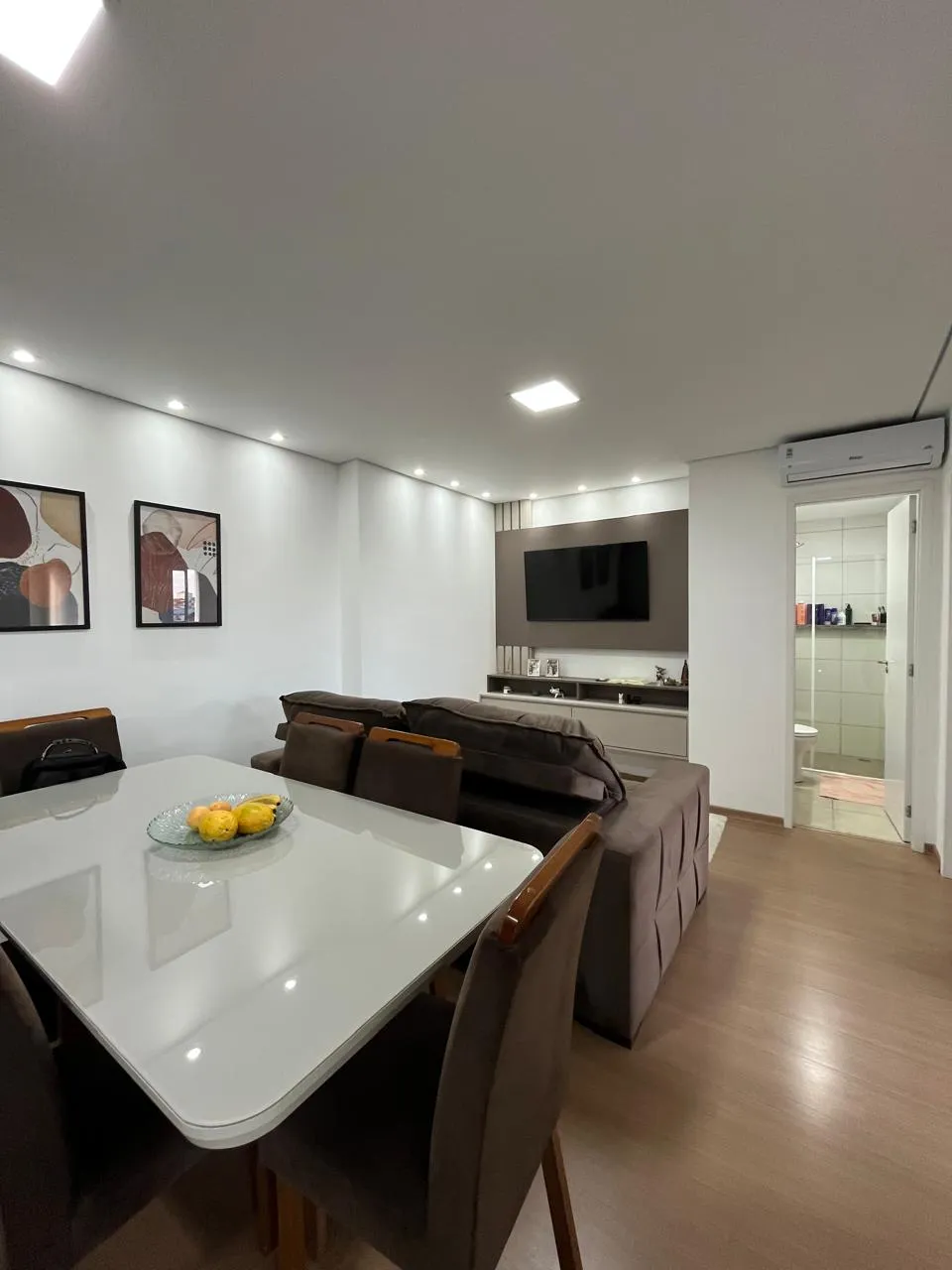 Apartamento Mobiliado à Venda com 2 dormitórios, móveis planejados e ampla área gourmet, 59m² no Condomínio JR São Paulo em Sorocaba/SP