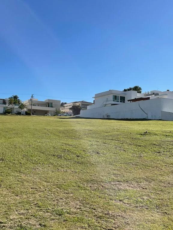 Terreno Plano à Venda com ótima topografia, 1022m² em Sorocaba/SP no Condomínio Fazenda Imperial