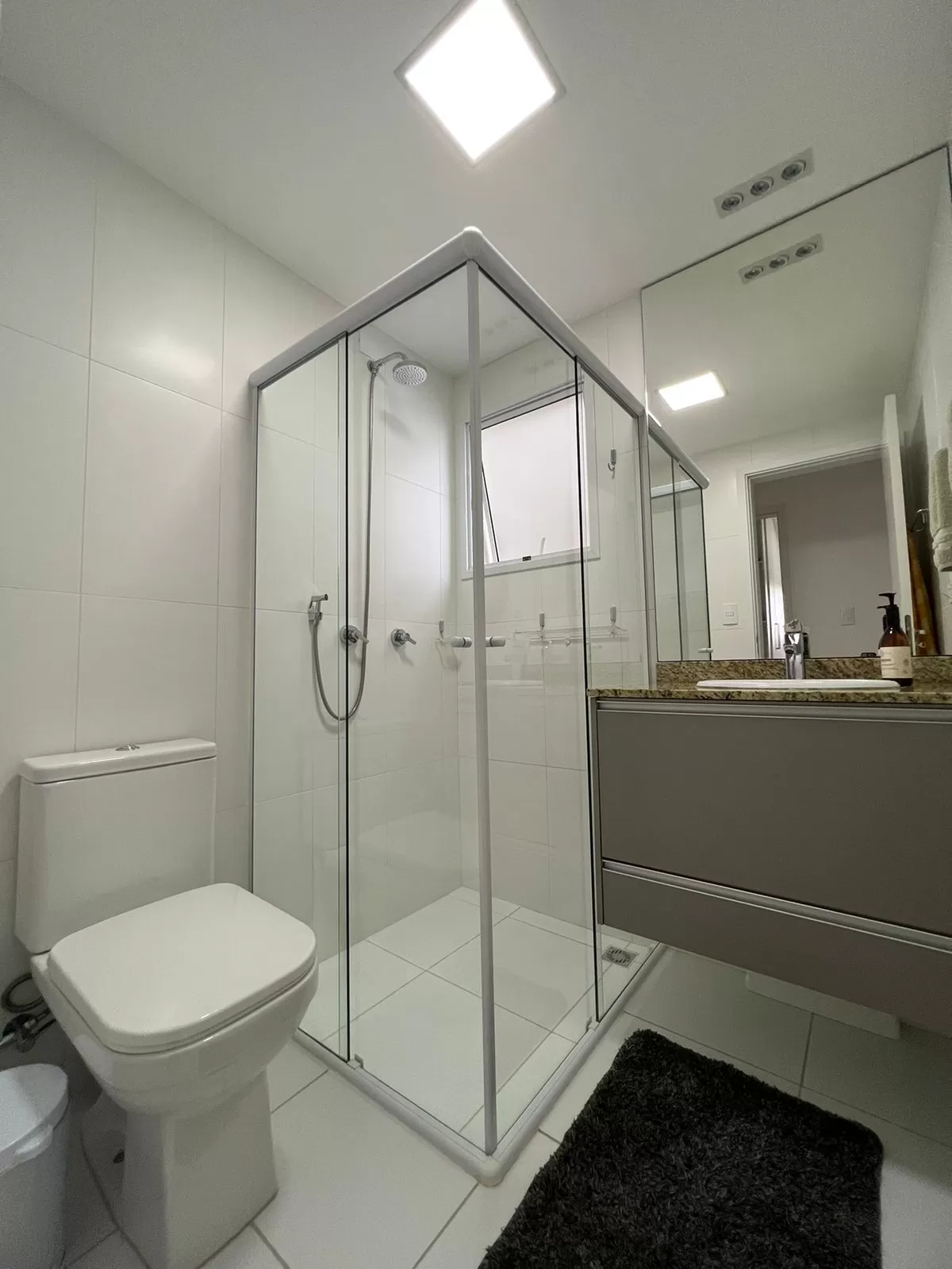 Apartamento de Alto Padrão à Venda no Campolim com 1 suíte e varanda gourmet, 103m² em Sorocaba/SP no Condomínio Vancouver Homes