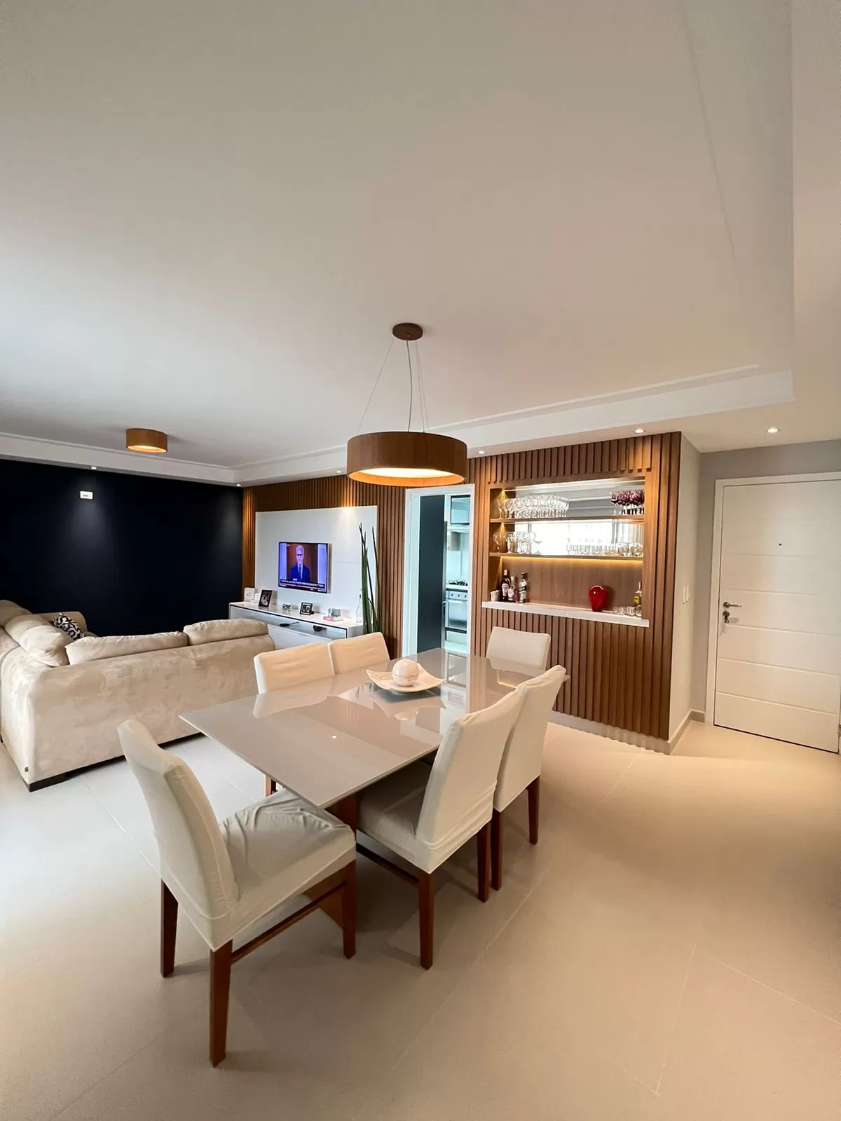 Apartamento de Alto Padrão no Campolim à Venda com 3 suítes e varanda gourmet, 125m² em Sorocaba/SP no Condomínio Soleil de Quebéc