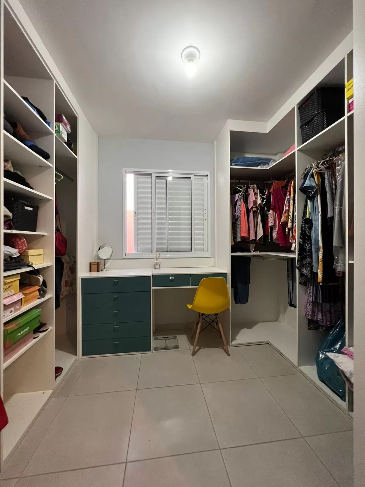 Casa Térrea à Venda com 3 quartos sendo 1 suíte, 66m² no Condomínio Vision Ville em Votorantim/SP