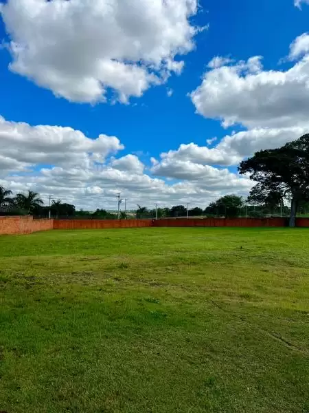 Terreno Plano à Venda com ótima topografia, 2140m² em Araçoiaba da Serra/SP no Condomínio Village Ipanema