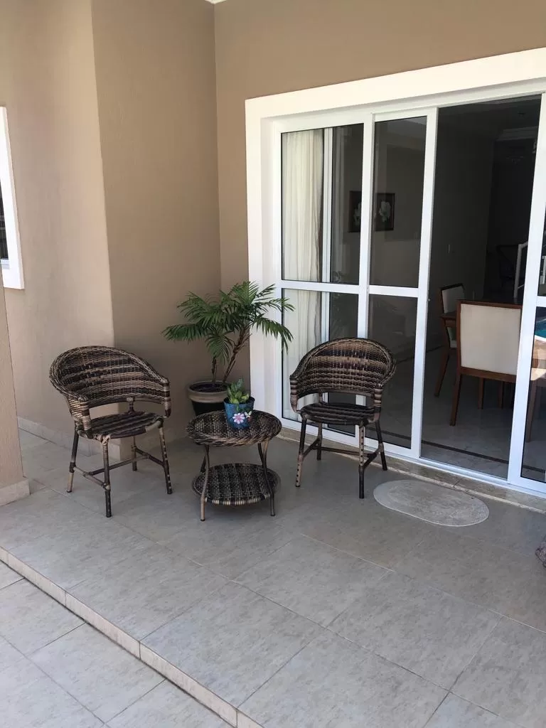 Sobrado à Venda no Campolim com 3 suítes, escritório e piscina, 321m² em Sorocaba/SP no Condomínio Tivoli Park